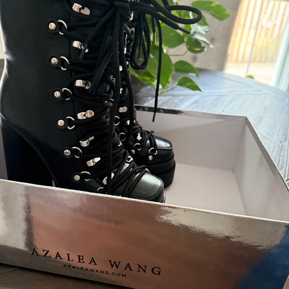 Azalea Wang Boots - Picture 1 of 3